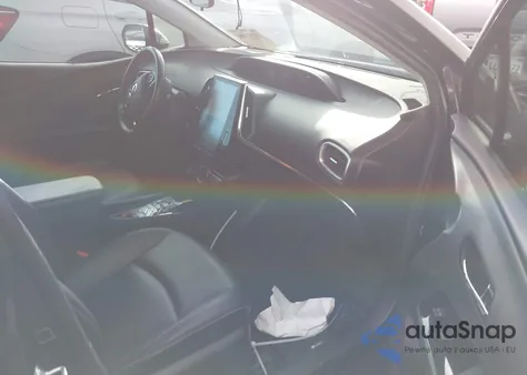 2022 Toyota Prius Prime Xle z USA, uszkodzony, nr VIN JTDKAMFP2N3201129